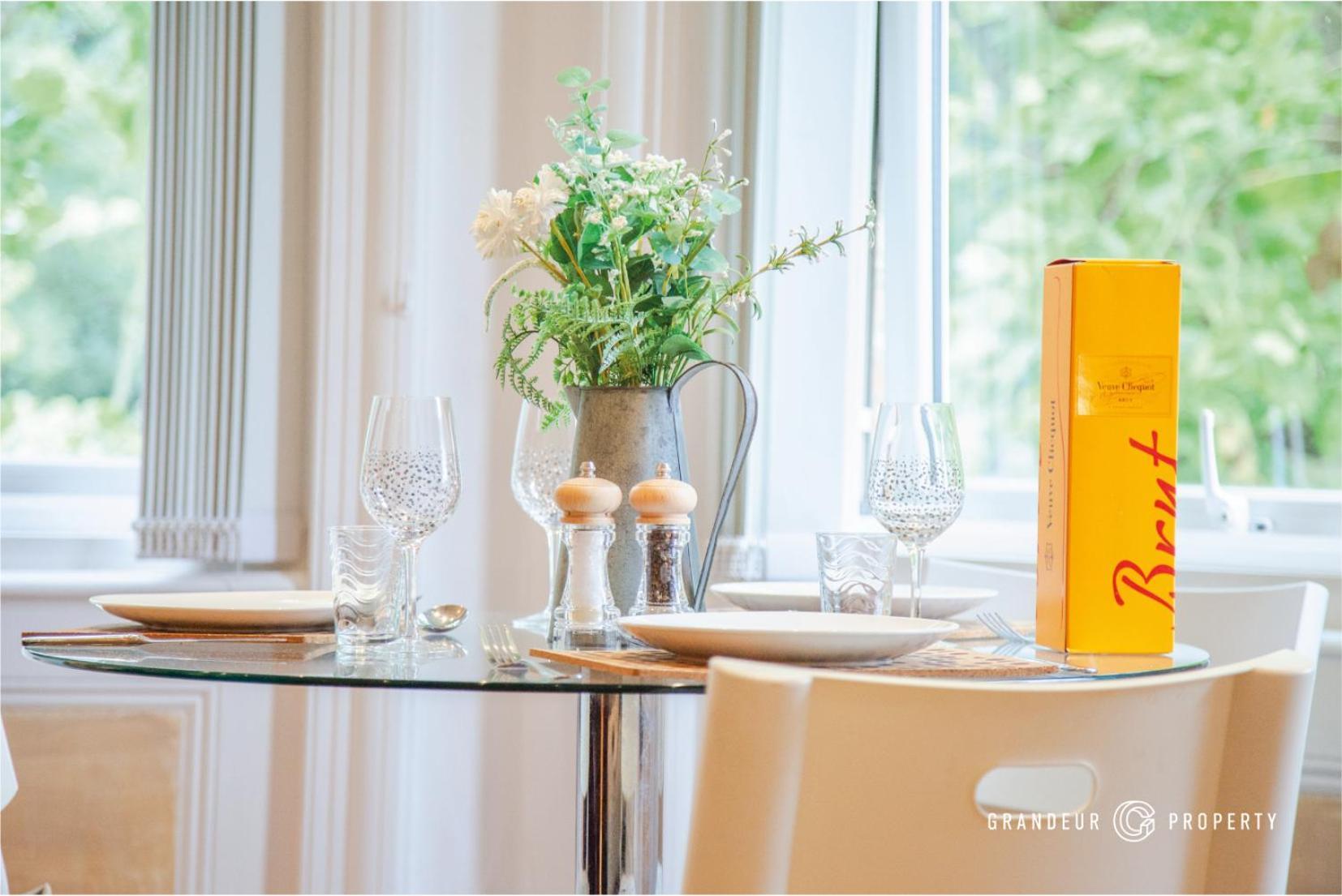 Treetop Suite By Grandeur Property Bournemouth Bagian luar foto