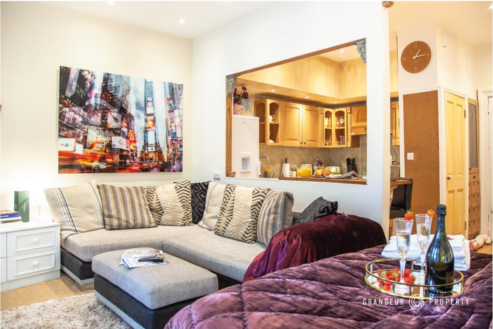 Treetop Suite By Grandeur Property Bournemouth Bagian luar foto