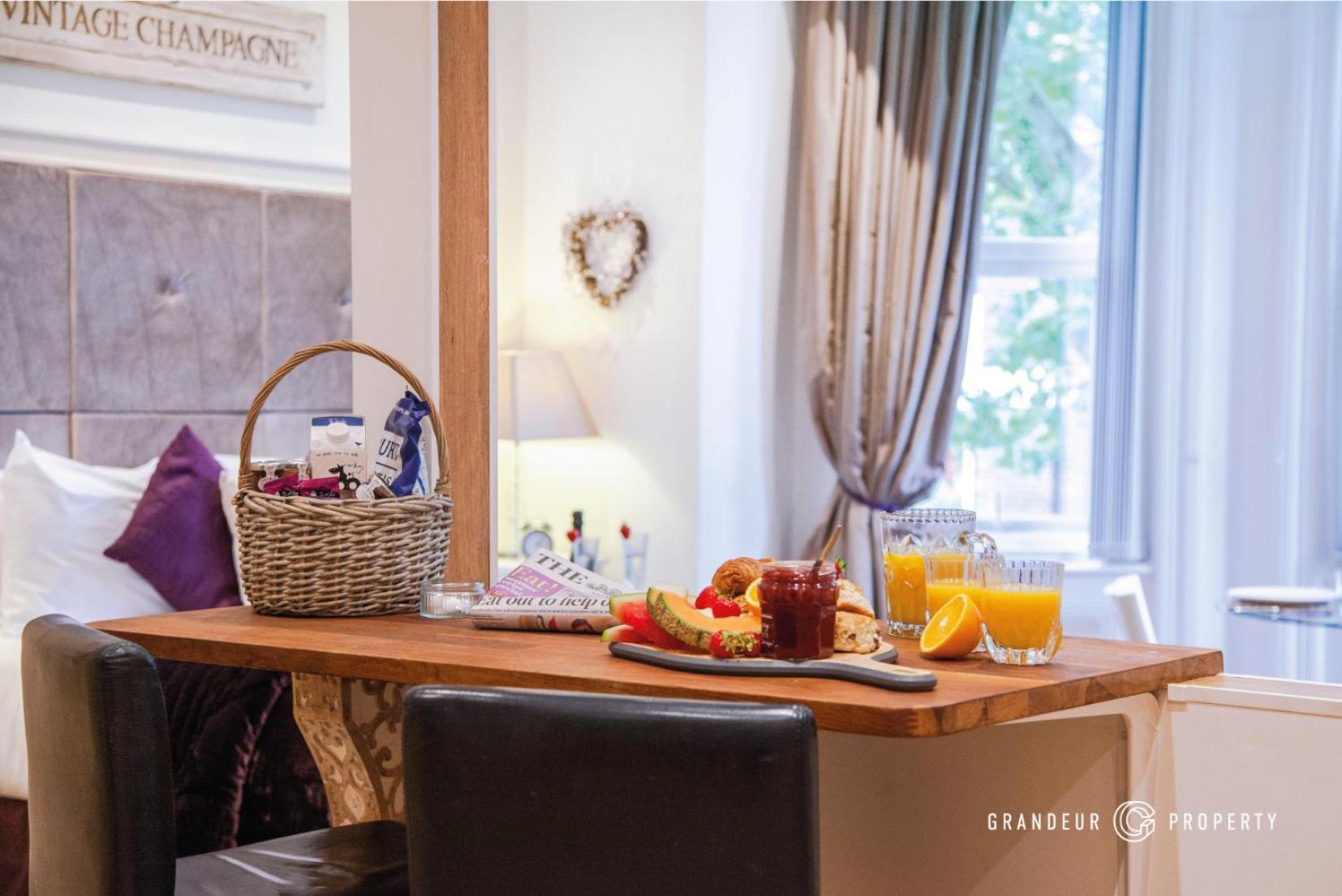 Treetop Suite By Grandeur Property Bournemouth Bagian luar foto